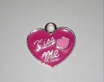 X 1 pink enamel heart 20mm
