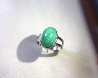 Green agate ring
