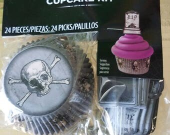 Skull & cross bones cupcake kit