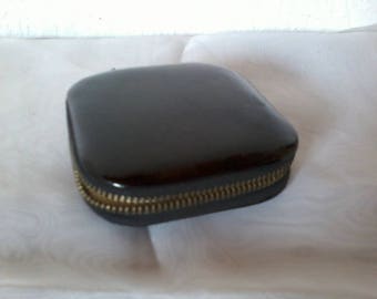 Mirror and powder compact for 1950s handbag