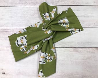 Sassy Mitten Top Knot Sassy; The Sassy Olive; top knot headband; wide headband; tie headband; boho