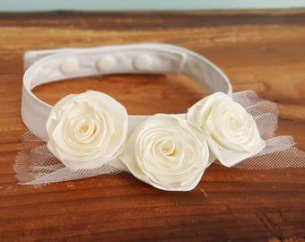 Dog flower collar, dog wedding attire, dog wedding bandana, dog flower girl, dog wedding outfit, Dog rose collar, Dog wedding clothes, Ivory