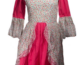FLORAL SHORT SLEEVED PRAIRIE DRESS WITH TIES