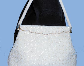 Women's Vintage 1950's White Beaded Handbag, Larger size, 71/2" X 12"