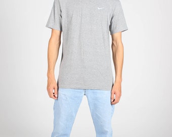 nike t shirts grey