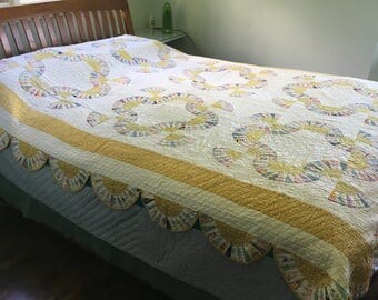 1940s Mohawk Trail Quilt, rare and difficult pattern!