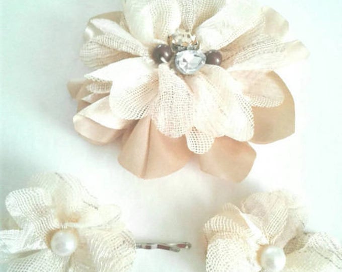 Burlap and Silk Cream Flower Brouch/Hair Bow. Burlap Cream Hair Pins, Statements Piece, Gift for Women, Bows, Brouch.