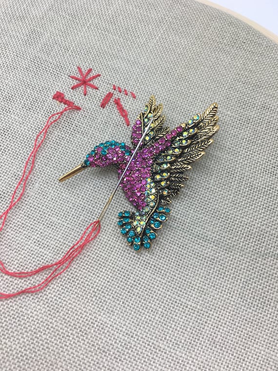 Download Needle Minder, rhinestone hummingbird, magnetic needle keeper, sewing aid, cross stitch ...