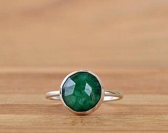 Natural Emerald Ring, Solitaire Ring May Birthstone Ring, Anniversary gift Green Gemstone ring, Genuine Raw Emerlad Jewelry: Sterling Silver
