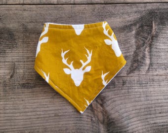 Cerfs Moutarde , bavoir bavette bandana bébé, cadeau de naissance / Mustard Bucks Baby bandana bib , Hello bear