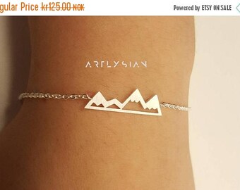 Mountains bracelet, adventure bracelet, hiking bracelet, mountain charm, silver mountain-mountain jewelry-triangle bracelet-mountain pendant