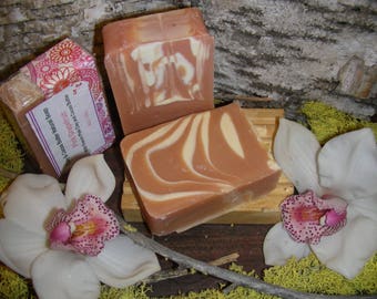 Clay and Cocoa Butter Natural Soap – Pink Grapefruit