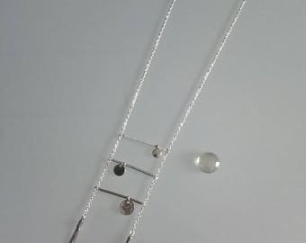 Pretty necklace with chains