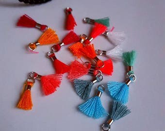 10 x mini pom poms 10 colors LOTar3 silver pendants