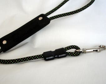 Short Dog Leash - Climbing Rope Dog Leash - 2 Feet Long - 7mm Black Rope - Ergonomic Handle - Rope Dog Leash - READY TO SHIP
