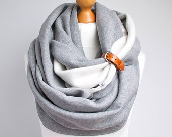 EXTRA CHUNKY Infinity Scarf with leather cuff, hooded scarf, infinity scarf, cozy SNOOD, simple winter scarf, gift ideas, chunky wrap scarf