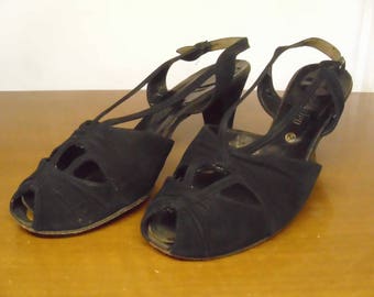 Vintage 1940's/1950's Black Suede Peep Toe Heels Size 9