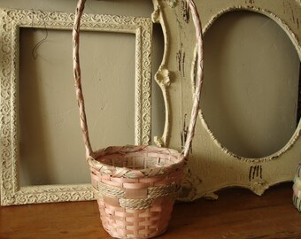 Vintage Pink Easter Basket Large Woven And Ivory Gift Candy Container Vintage Pink Easter Basket Large Woven And Ivory Gift Candy Container