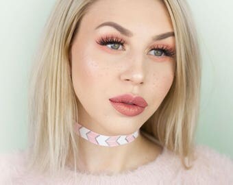 Pink and White Arrow Stretch Choker - Necklace