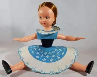 Vintage 1950s Come-Apart Doll With 5 Outfits