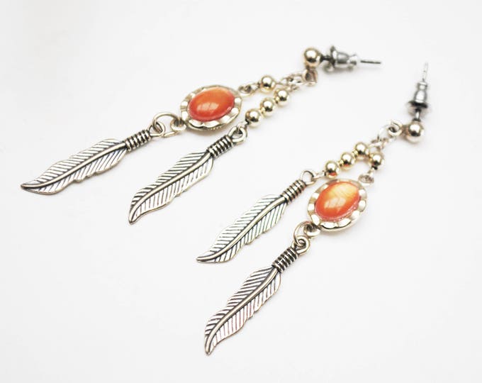 Sterling peach agate Feather earrings -signed WM Co - Native American = pierced dangle