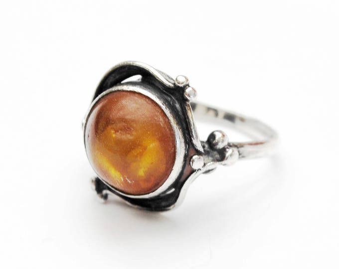 Sterling Amber Ring - Silver swirl - Yellow orange gemstone - size 6 vintage ring