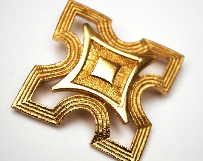 Monet Gold Brooch - Maltese Cross - Geometric Diamond - Yellow gold - Mid Century - signed jewelry Pin