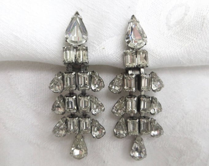 Rhinestone Earrings, Vintage Chandelier Earrings, Clip On, Clear Stones, Drop Earrings, Bride Wedding Formal