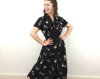 RESERVED 1950s dress vintage novelty print sweet pea screen print flared full skirt 50s frock UK 12 vintage rayon tafetta Fred Howard