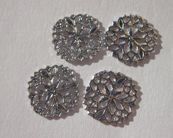 4 round 12 mm silver plated filigree stampings (1984)