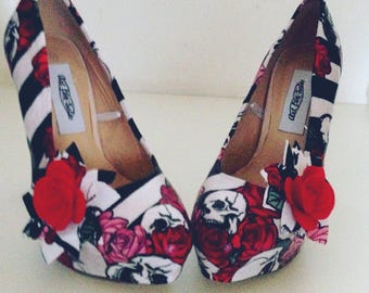 Ladies high heels, rockabilly shoes, skull shoes, goth shoes, skulls and roses, platform shoes, occasion shoes, prom shoes, size uk 3-8