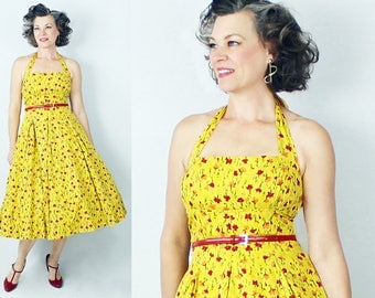 1950s Dress / 50s Dress / Halter Dress / Sun Dress Sundress / Yellow Floral Dress / New Look Dress / Backless Dress / Size 6 / Bust 35" W29"