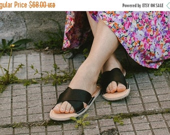 SALE 25% OFF: Black Flip-Flops, Women Sandals, Leather Flip-Flops, Summer Shoes, Leather Sandals, Flipflops, Flat Sandals, Leather Flats, Fl