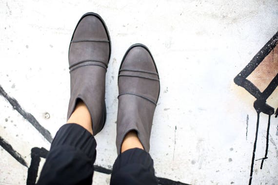 finny grey leather ankle boots