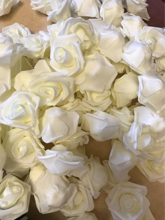 90pcs Creamy White Artificial Foam Roses Flowers DIY