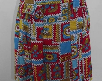 summer sale Vintage 70s 80s red blue yellow floral pleated heavy cotton skirt skirt size small