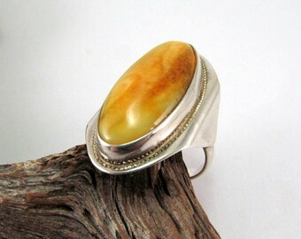 Baltic Amber Yellow Yolk Ring 925 Silver 6,1 gram Handmade Natural Fossil Amber Gemstone