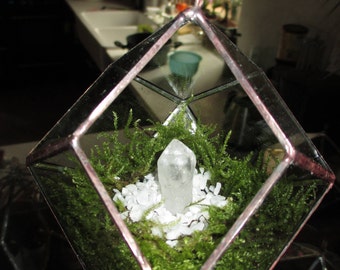 Hanging rhombic dodecahedron