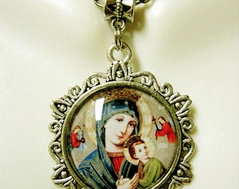Our Lady of Perpetual Help pendant and chain - AP26-074