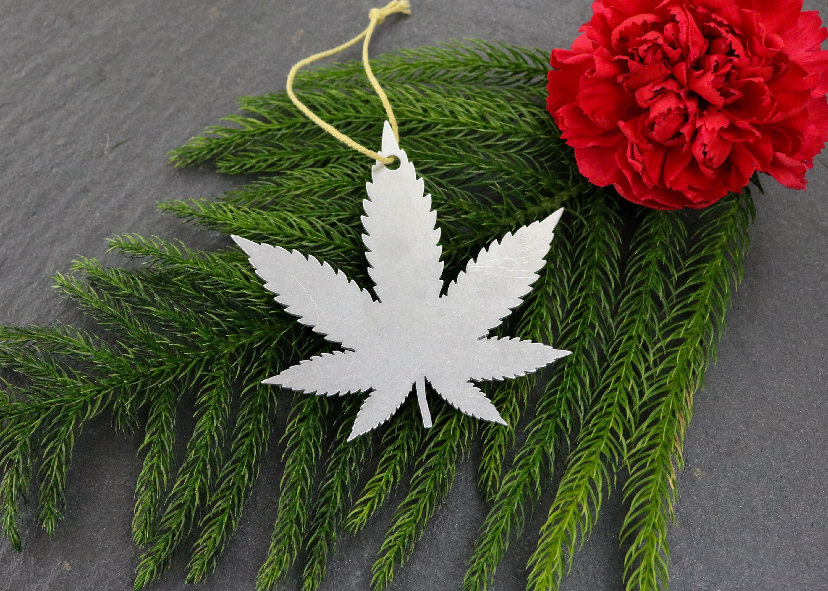 Love Weed Christmas Ornament Decor Stoner Gift Pot Cannabis