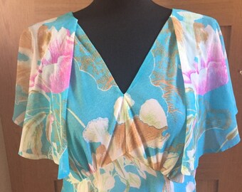 Vintage: Turquoise floor length 1970s dress.