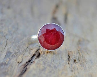 Natural Red Ruby Ring, Round Faceted Ruby Gemstone 925 Sterling silver Ring, Birthstone Sterling silver ring, All Size