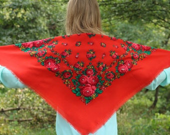 Vintage Red wool shawl Russian scarf Floral Scarf Chale russe Boho chic shawl Ukrainian Retro red shawl Gift For her Vintage folk scarf