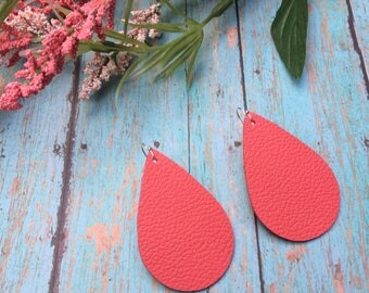 Teardrop leather earrings, coral leather teardrop earrings, coral leather earrings