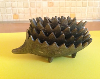 Walter Bosse style metal hedgehog ashtrays / stacking Hedgehog/Retro design/60’s nesting ashtrays/Collectables/Mid century design.