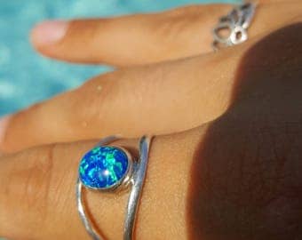 Blue Fire Opal Ring - Sterling Silver, size 9