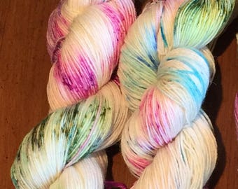 BFL Sock Yarn Sunny Flowers