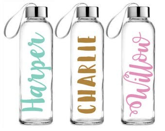 4 DIY Vinyl Name labels | school name labels | Drink bottle labels | lunchbox labels | personalised name labels | drink bottle name labels