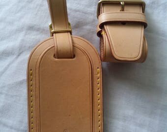 Étiquettes Les étiquettes à bagages en cuir. vector illustration Image