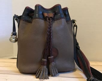 DOONEY & BOURKE Leather Classic Bucket // Drawstring Bag // Crossbody AWL